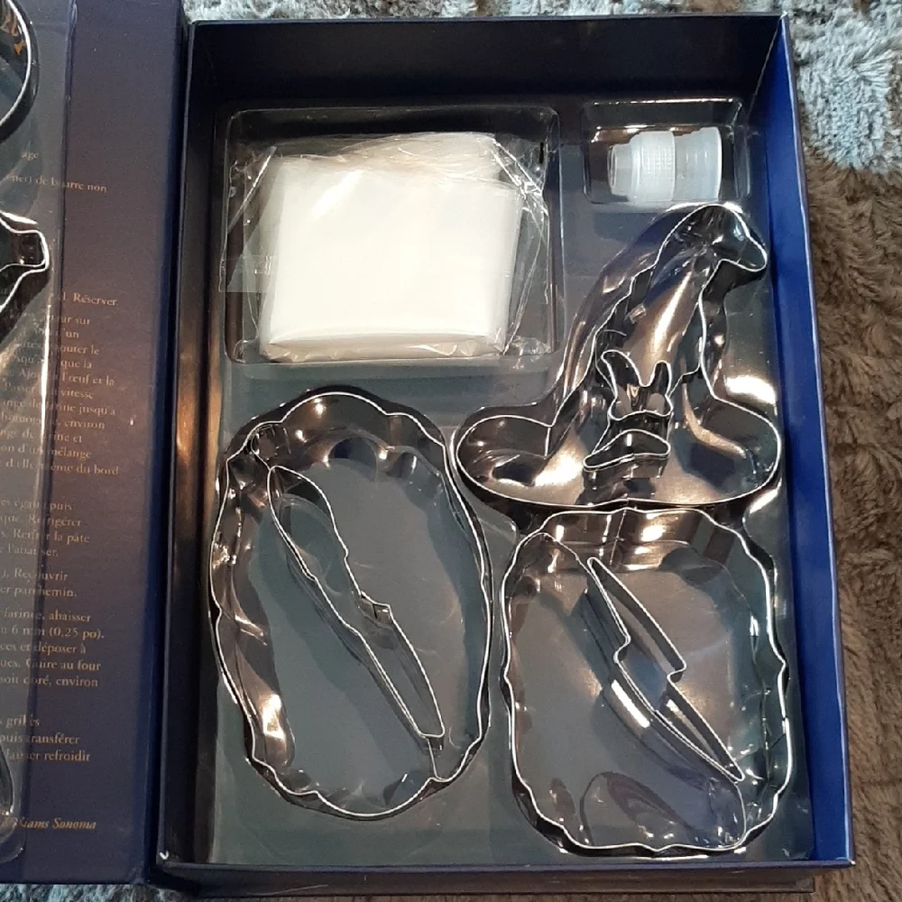 Williams Sonoma Harry Potter Cookie Baking Kit